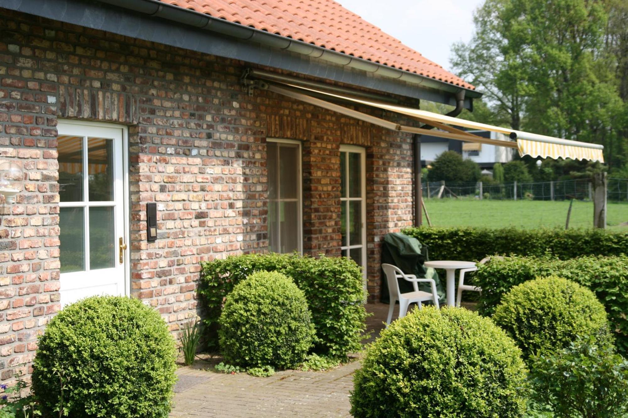 Gaestehaus Drostenhof Rees Exterior foto